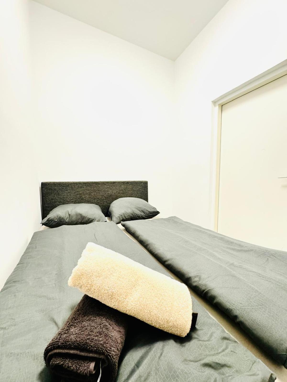 Amazing 2Br Apartment Near Praterstern Viena Exterior foto