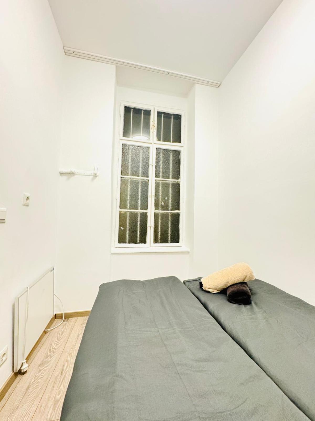 Amazing 2Br Apartment Near Praterstern Viena Exterior foto